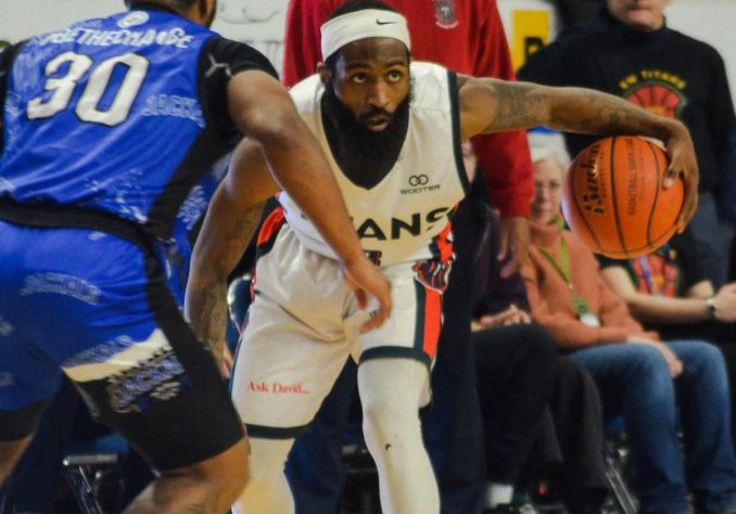 KW Titans James Towns defends the ball against Lake Erie Jackals player on the February 1st Matchup (Photo Credit: James Jordan)